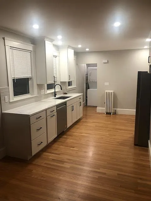 22 Eddy St #1
