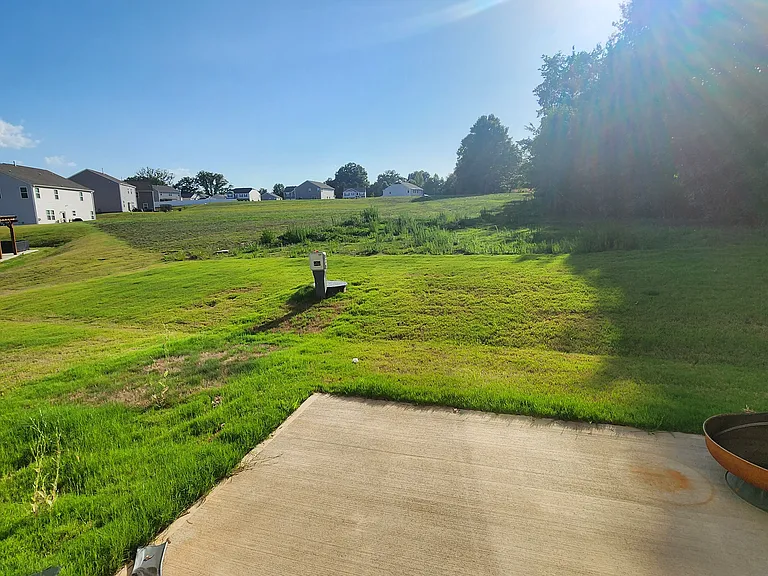 7451 Buckpasser Dr — Photo 18