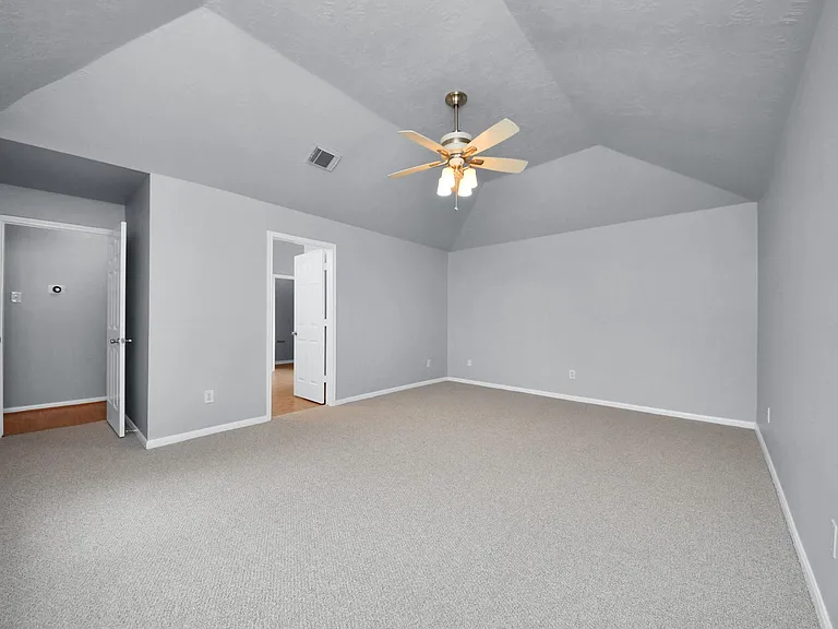 9711 Andrews Ln — Photo 23