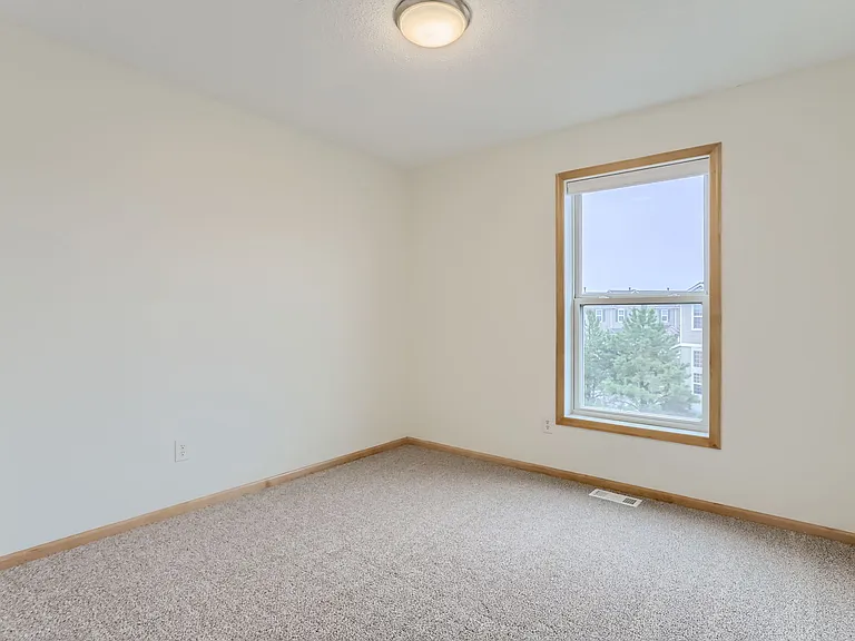 15150 Fanning Dr N — Photo 21