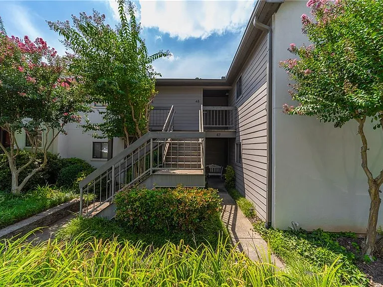 48 Finch Trl NE — Photo 3