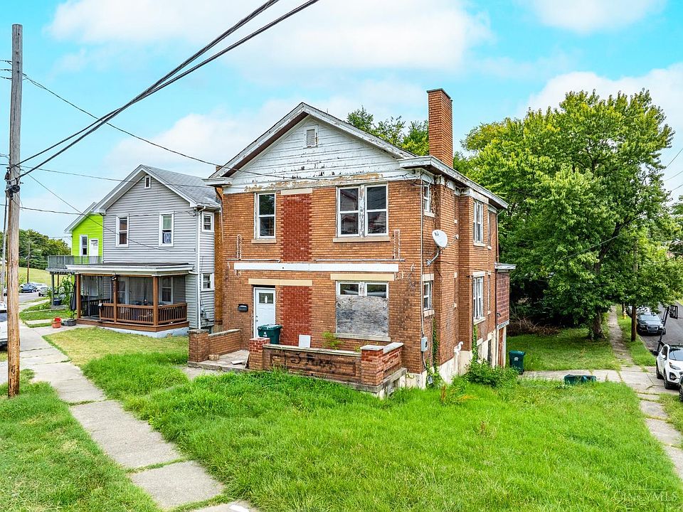 1st image of 1600 Ross Ave