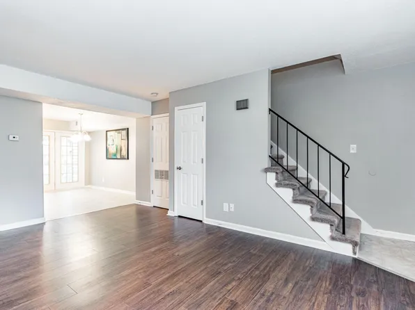 4704 Blue Bird Ct APT D, Raleigh, NC 27606