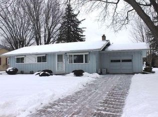 2523 30th St S, La Crosse, WI 54601
