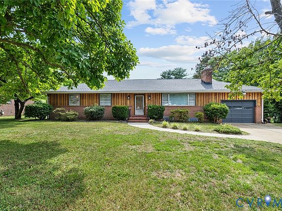 2nd image of 7423 Sandy Ln
