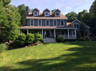 22 Little Dr, Malta, NY 12020