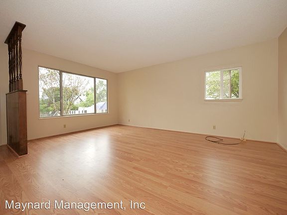 3rd image of 312 S Amador St