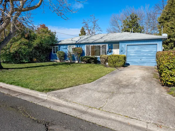 1309 Fortune Dr, Medford, OR 97504