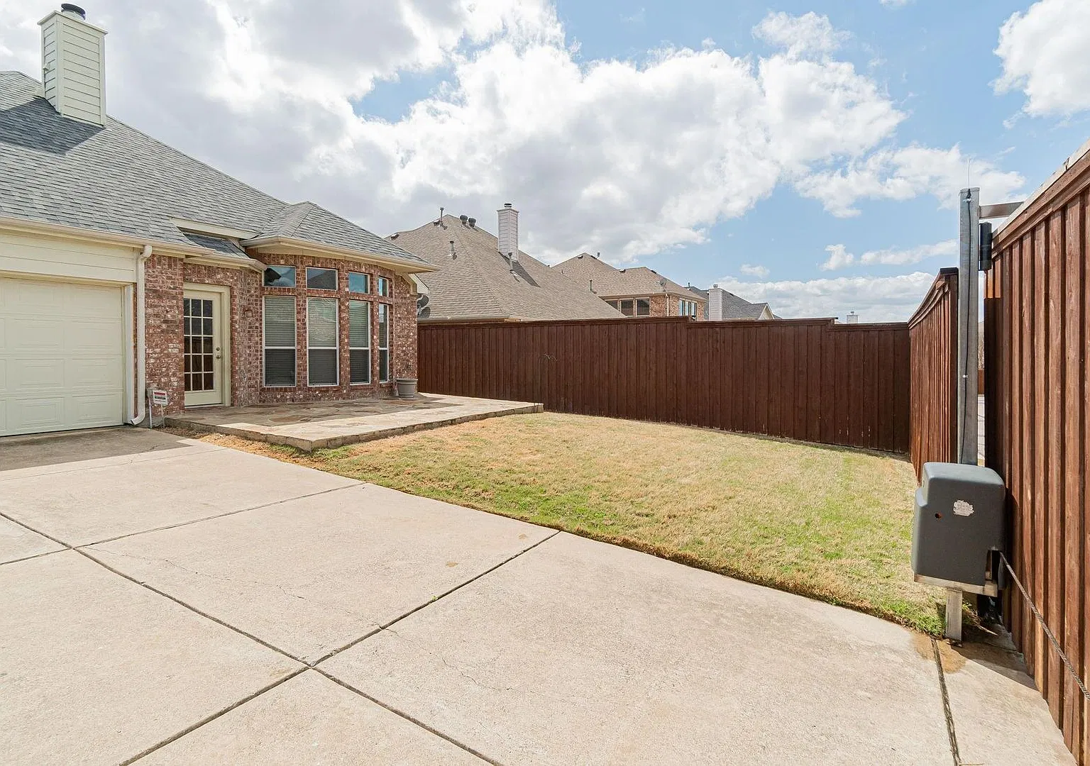 A must see Frisco home over 2200 sqft!! — Photo 1
