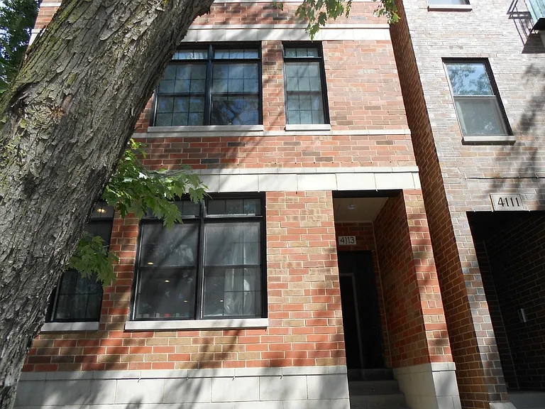4113 N Western Ave #3 — Photo 1