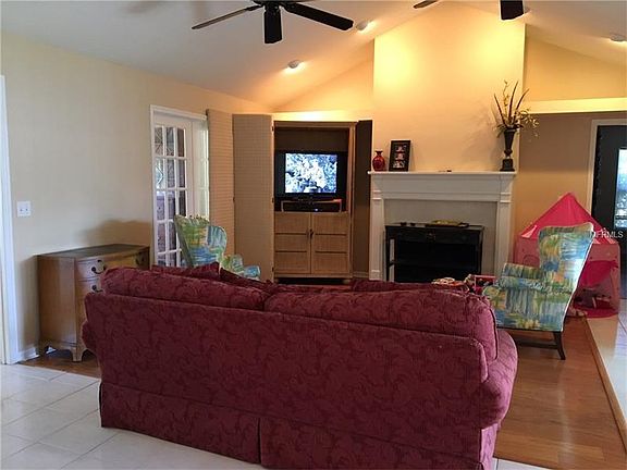 5th image of 5875 Hollyhock Dr