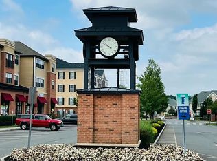 821 Liberty Ct, Piscataway, NJ 08854