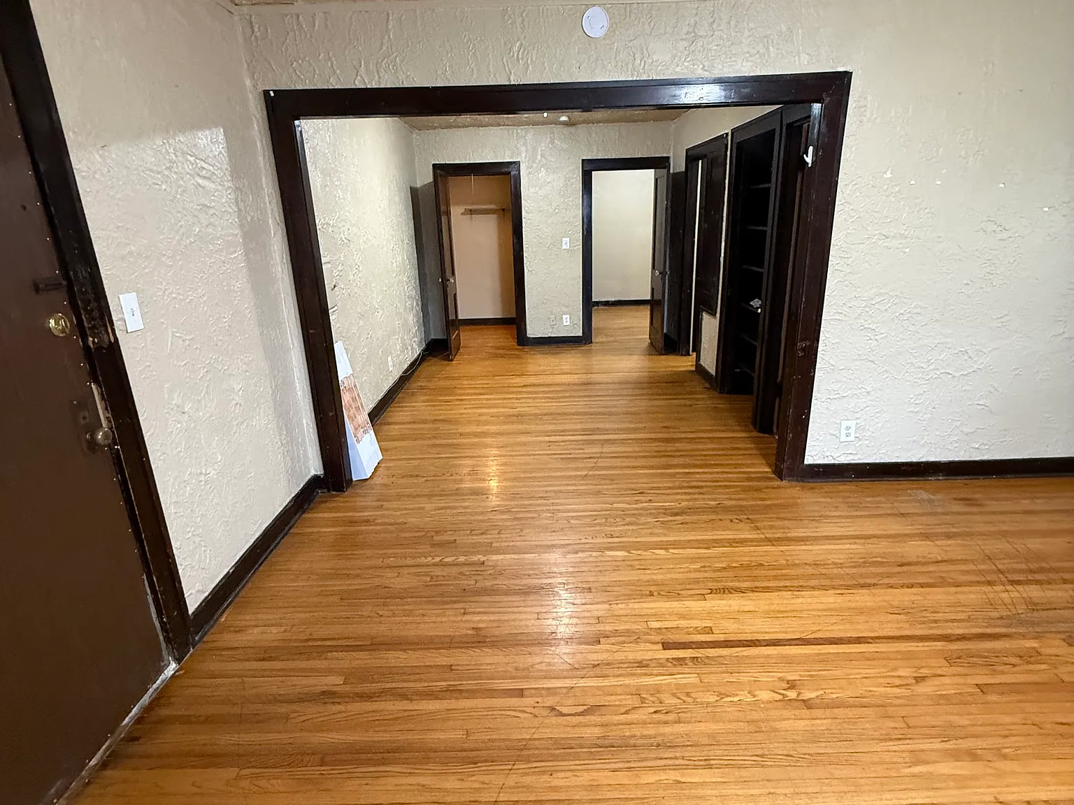 1 bed, 600 sqft, $695 — Photo 3