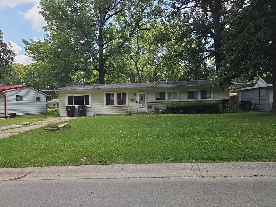1st image of 2430 Ormsby St