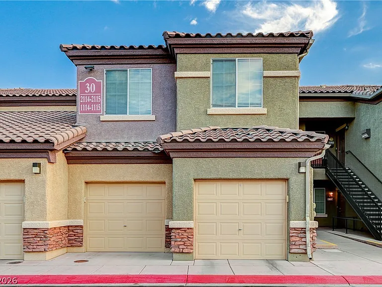 6868 Sky Pointe Dr #2115 — Photo 35