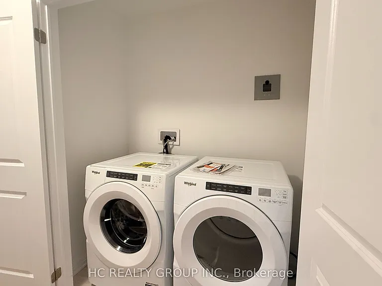 16 Anna Russell Way — Photo 13