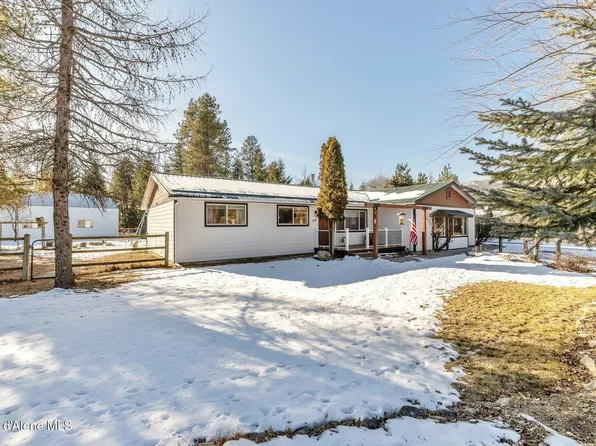 22 Robin Dr, Sagle, ID 83860