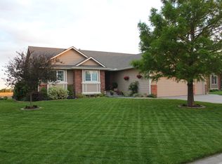 603 E Eastwood Dr, Andale, KS 67001