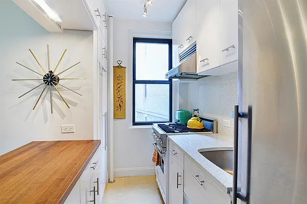Sold by Corcoran | media 10