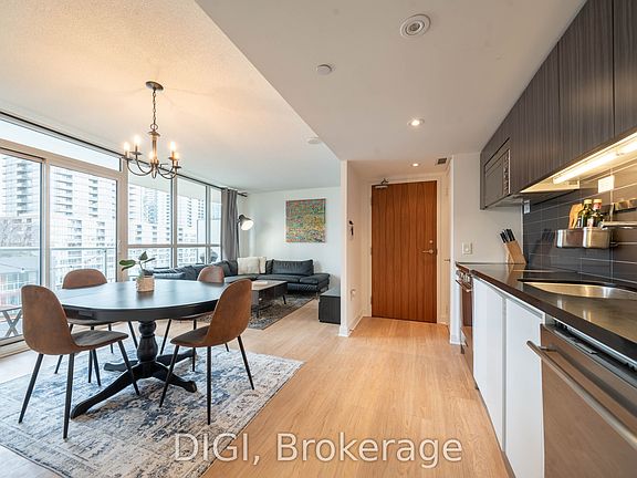 3rd image of 75 Queens Wharf Rd #915