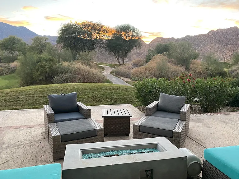 Fire pit with gorgeous golf and mountain views