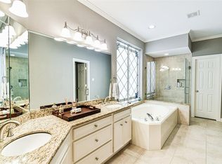 66 W Lakemist Cir, Spring, TX 77381