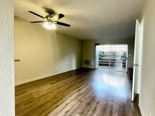 57 Tahoe Ct APT 6, Walnut Creek, CA 94596