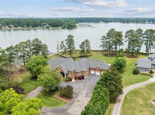 220 Olde Pond Ln, Yorktown, VA 23693
