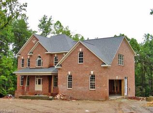 210 James Doak, Greensboro, NC 27358