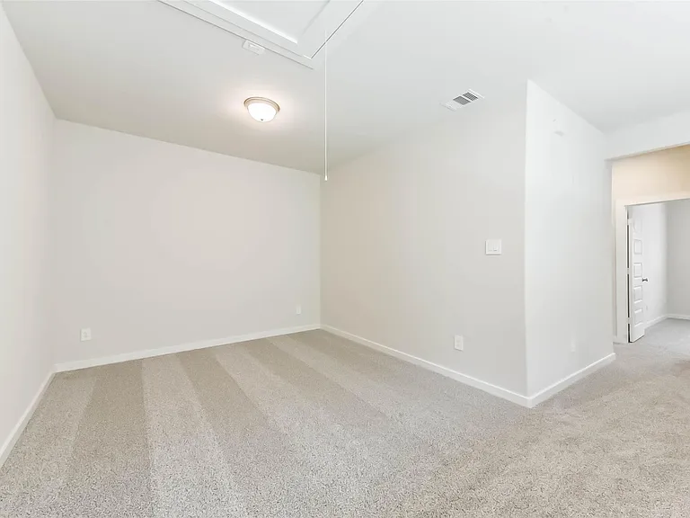 583 Avisa Dr — Photo 21