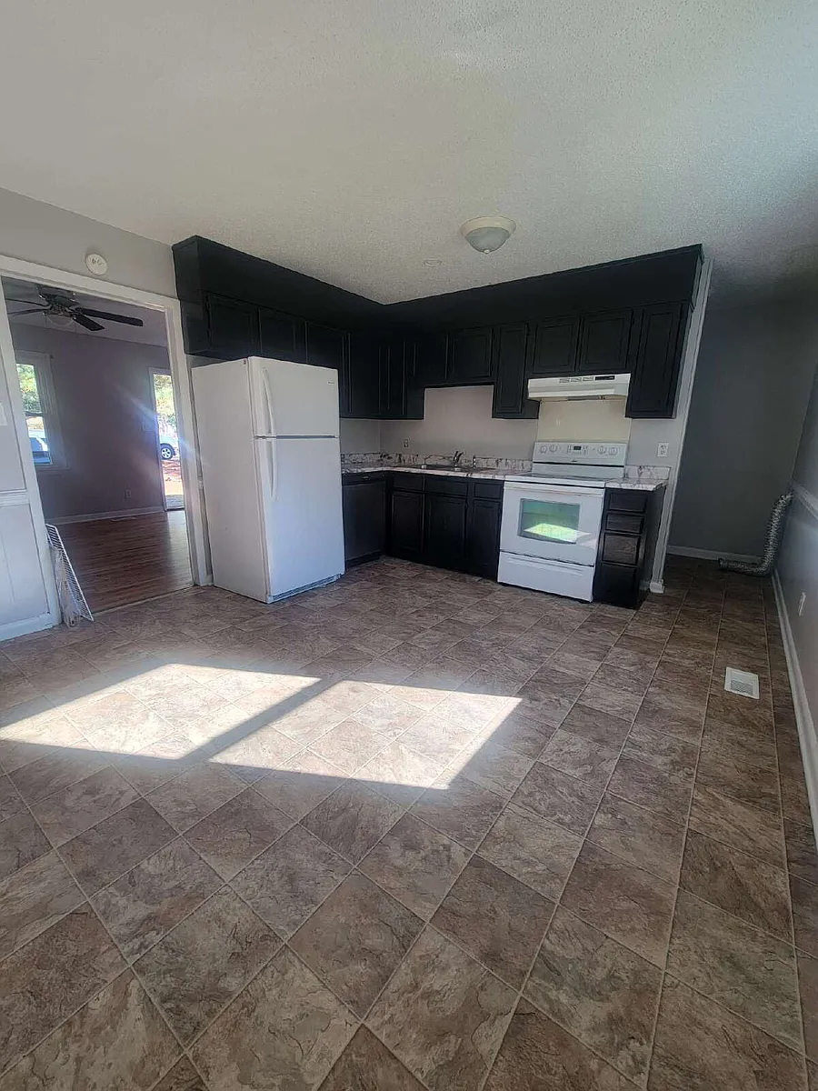 Building Photo - 4701 Needham Dr