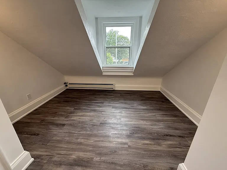 807 Frederick St — Photo 31