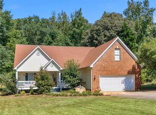 112 Bridgewater Dr, Jackson, GA 30233