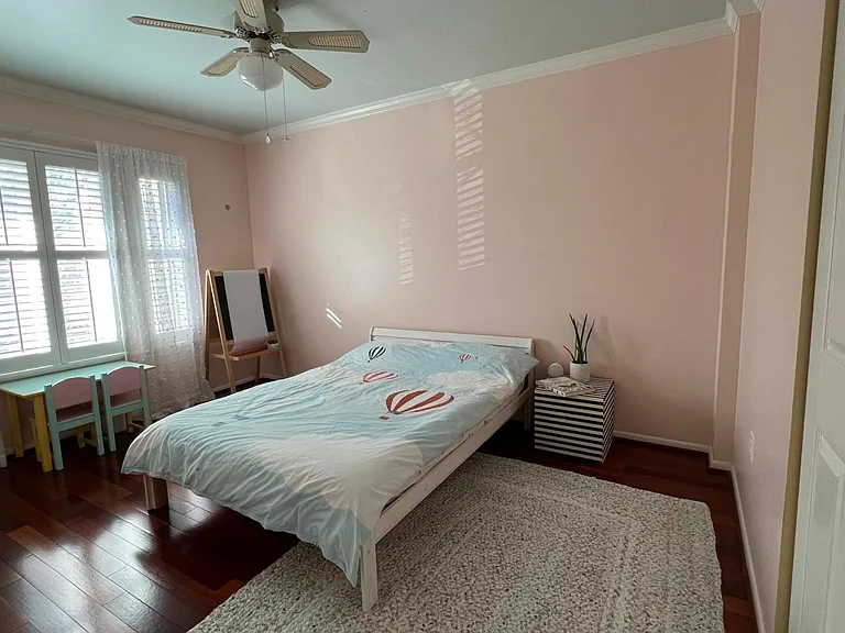 Second floor: 2nd bedroom
