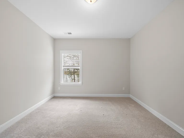 817 Hester Rd — Photo 20