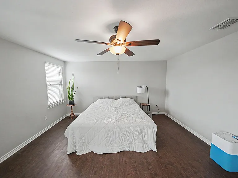 9406 Copperway — Photo 32