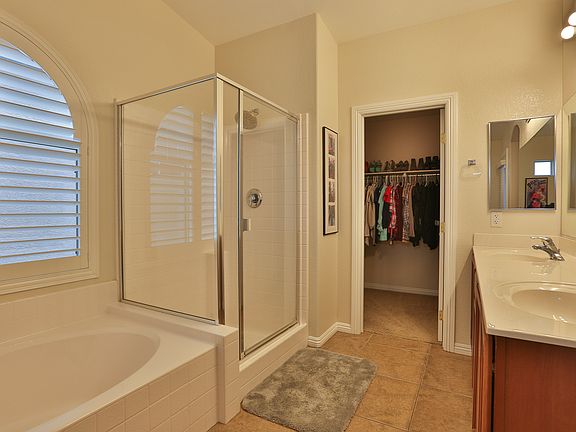 5th image of 5077 Lower Falls Ct