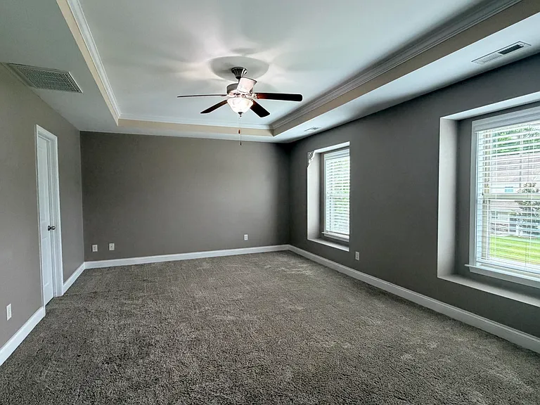 304 Vilas Way S — Photo 12