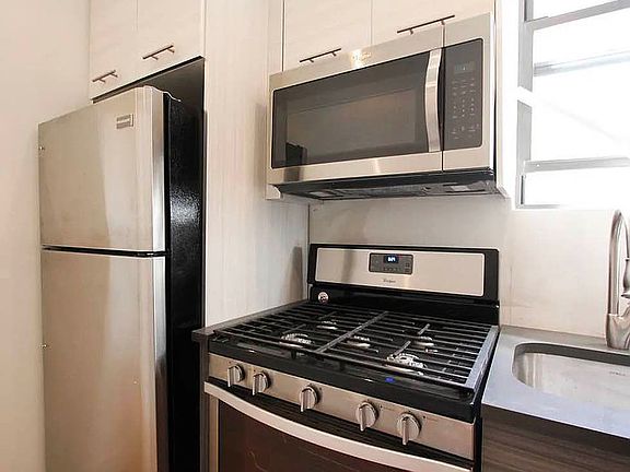 4th image of 344 Marion St #3B