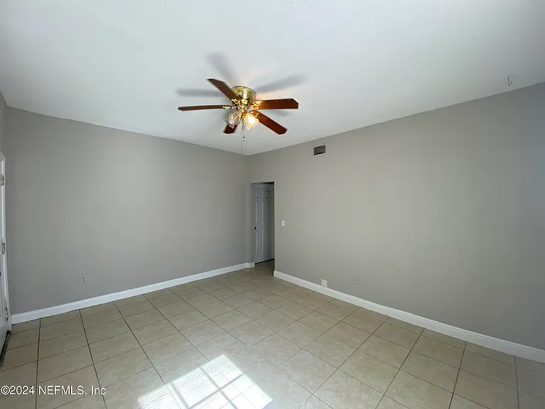 2671 Forbes St #B — Photo 3