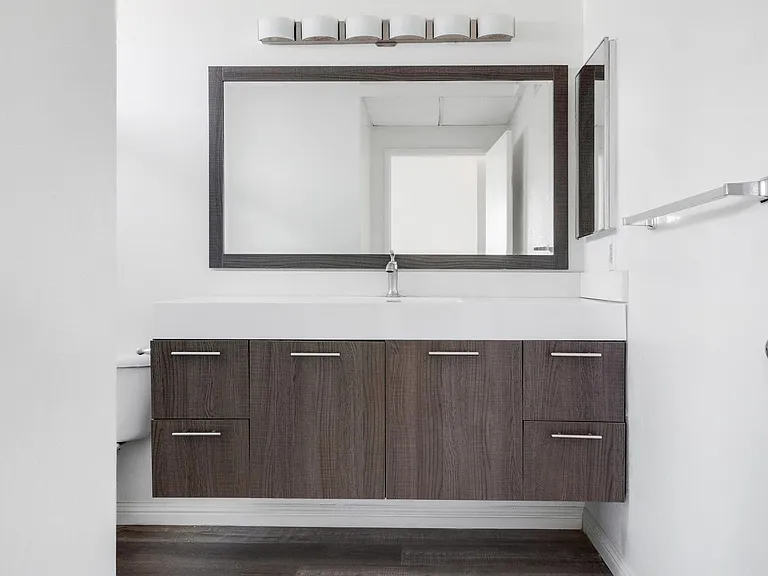 2452 S Centinela Ave #4 — Photo 11