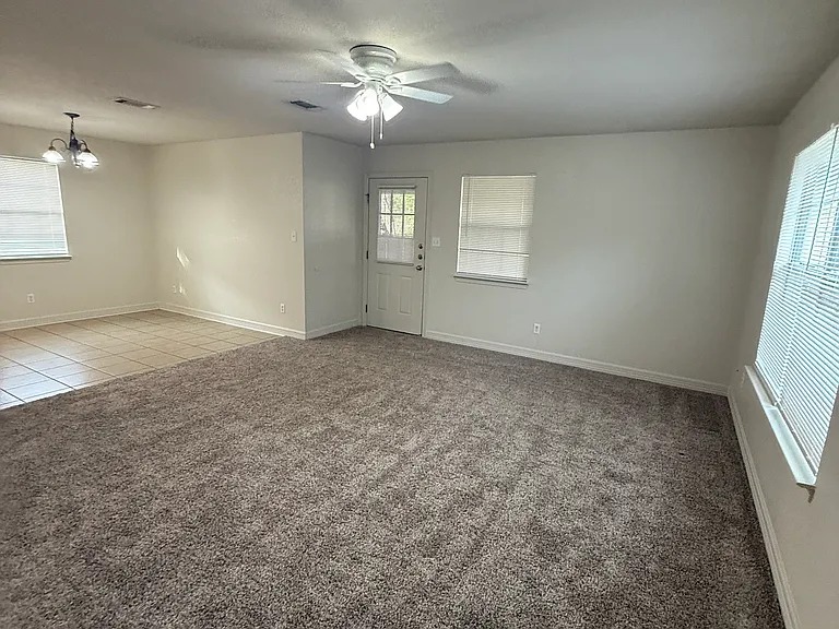 820 N Beal St #B — Photo 3