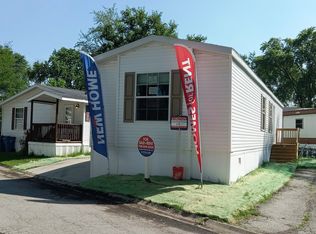 623 Sterling St W, Justice, IL 60458