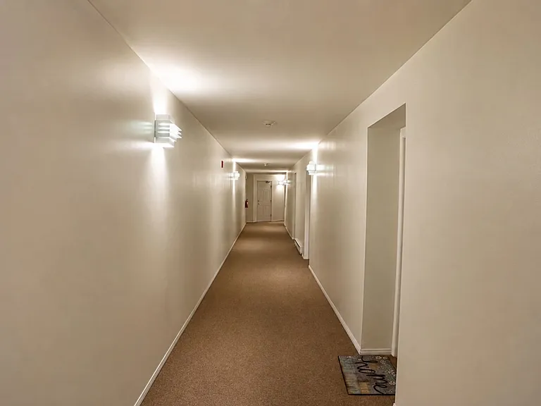 Conservancy Park Apartments — Photo 15