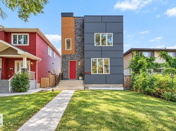 8922 77th Ave NW, Edmonton, AB T6C 0L9