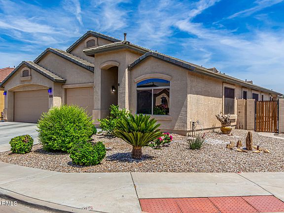 3rd image of 41249 W ROBBINS Drive