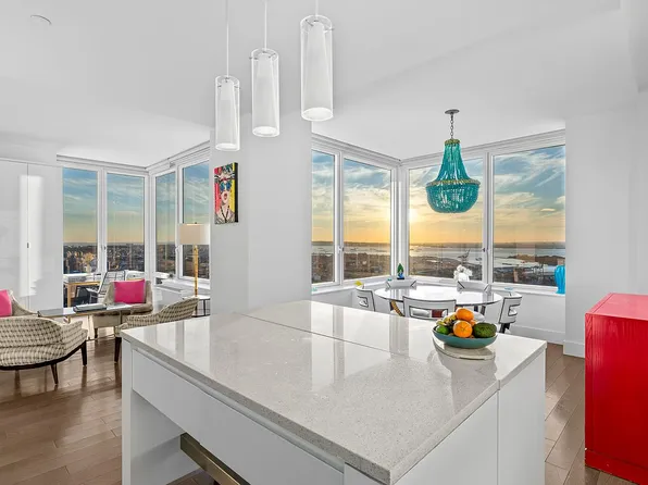 388 Bridge St #39AB, Brooklyn, NY 11201