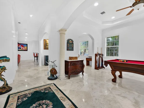 400 NE 8th Avenue, Fort Lauderdale, FL 33301