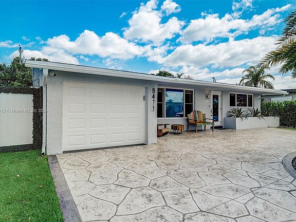2nd image of 9471 NW 24th Pl