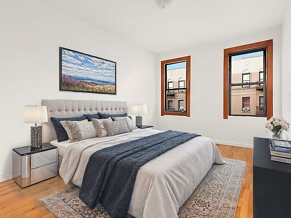 5th image of 712 W 175th St APT 4A